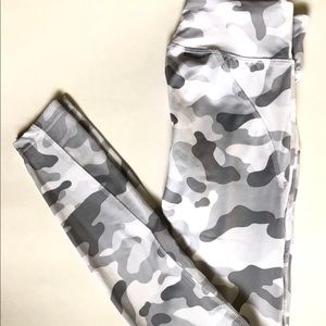 Forever 21  mesh camo leggings